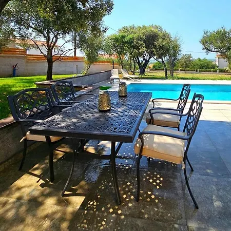 Villa Modern Kristina With Swimming Pool Vrana (Zadar)